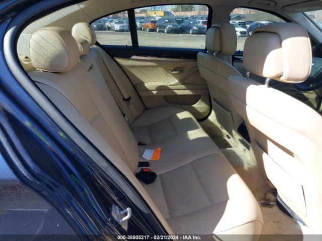 Photo 7 VIN: WBAXH5C5XCDW07238 - BMW 528 