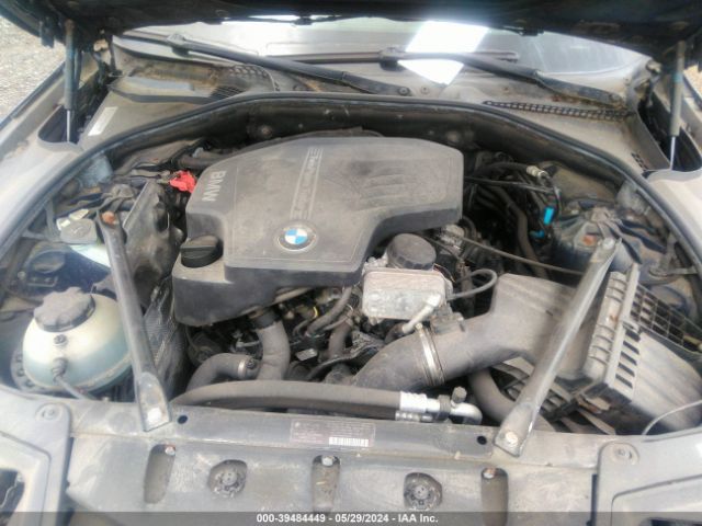 Photo 9 VIN: WBAXH5C5XCDW08548 - BMW 528I 