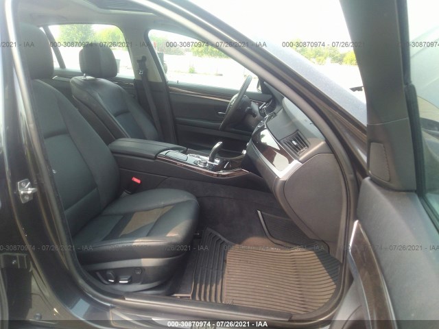 Photo 4 VIN: WBAXH5C5XCDW09957 - BMW 528I 