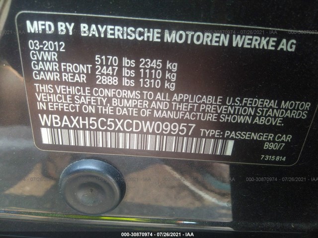 Photo 8 VIN: WBAXH5C5XCDW09957 - BMW 528I 