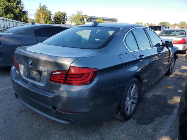 Photo 2 VIN: WBAXH5C5XCDW10137 - BMW 528 XI 