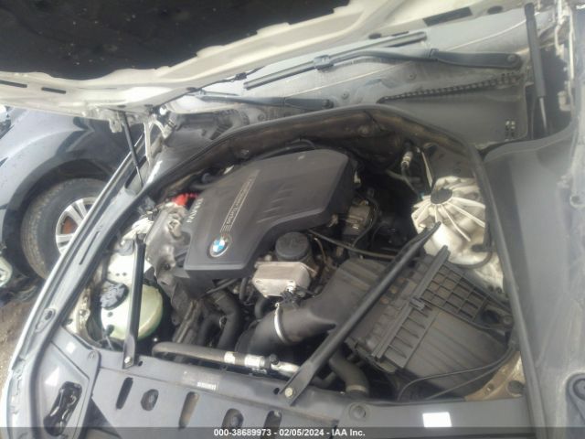 Photo 9 VIN: WBAXH5C5XCDW11272 - BMW 528I 