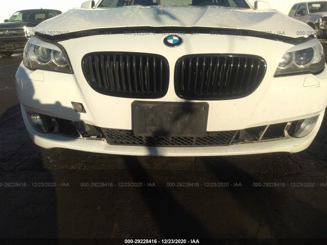 Photo 5 VIN: WBAXH5C5XDD113090 - BMW 5 