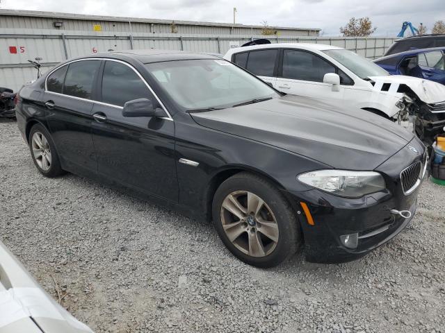 Photo 3 VIN: WBAXH5C5XDDW15940 - BMW 528 XI 