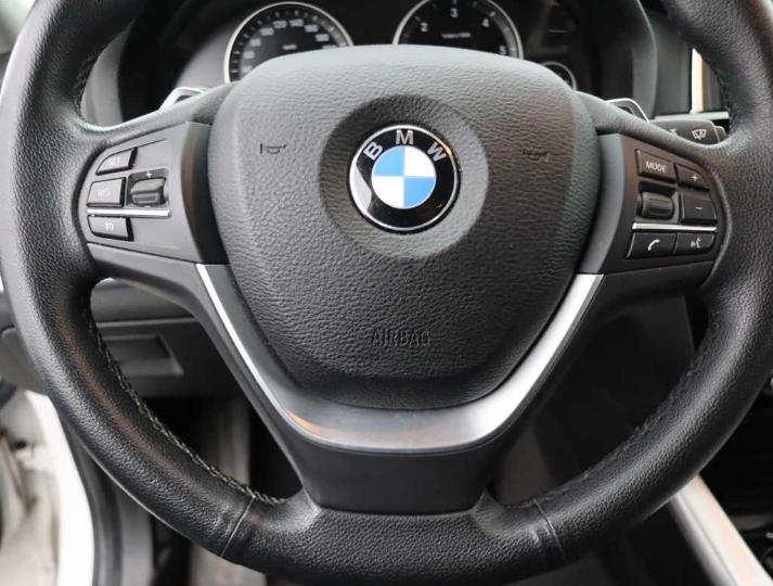 Photo 29 VIN: WBAXX110900T32174 - BMW X4 