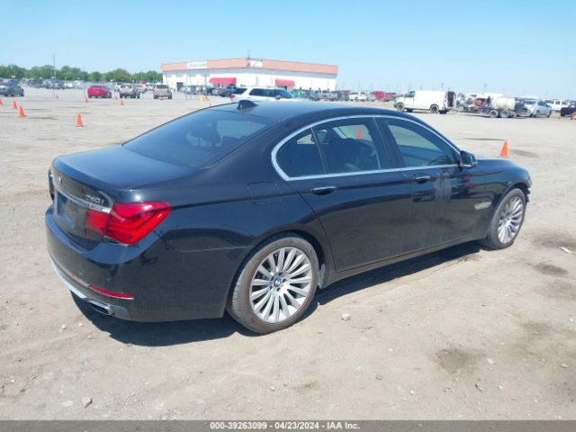 Photo 3 VIN: WBAYA6C53DC995076 - BMW 740I 