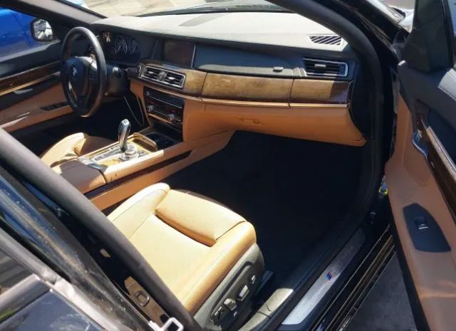 Photo 4 VIN: WBAYA6C53DC995160 - BMW 7ER 