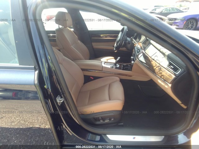 Photo 4 VIN: WBAYA6C55FG273264 - BMW 7 SERIES 