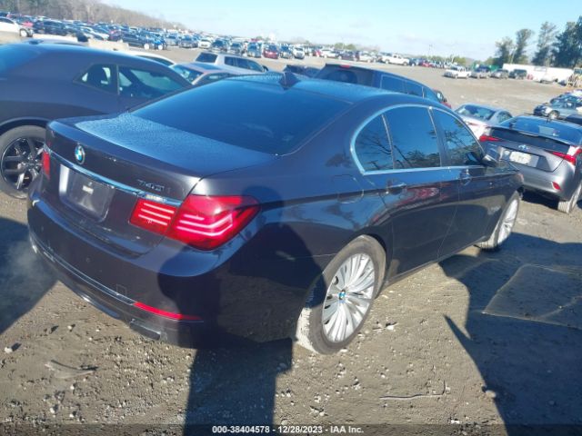 Photo 3 VIN: WBAYA6C55FGK16319 - BMW 740I 