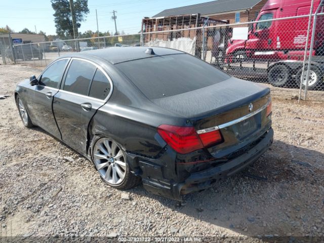 Photo 2 VIN: WBAYA6C56ED144238 - BMW 740I 