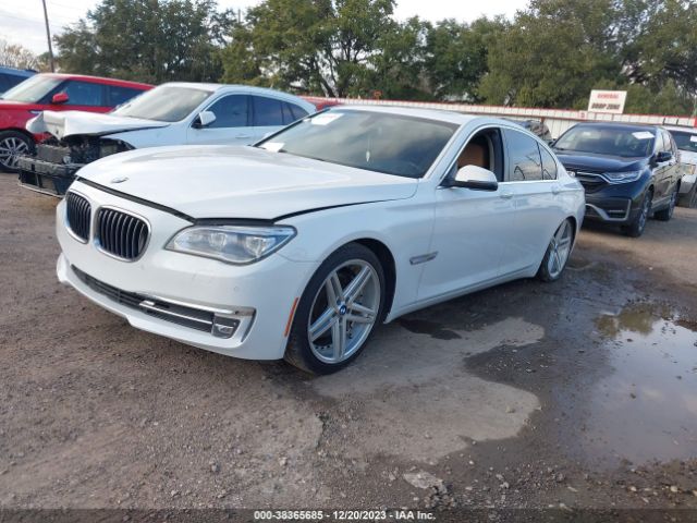 Photo 1 VIN: WBAYA6C57DD143355 - BMW 740I 