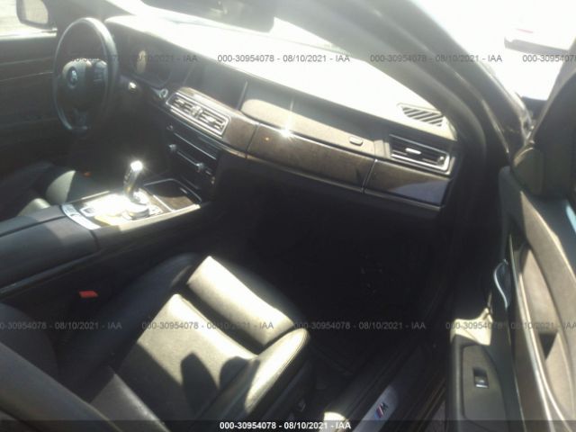 Photo 4 VIN: WBAYA6C58FD827043 - BMW 7 