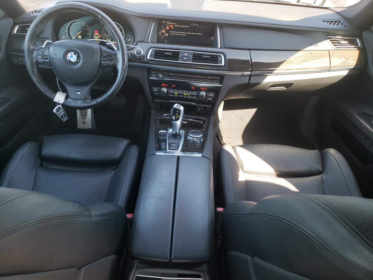 Photo 7 VIN: WBAYA6C58FG273226 - BMW 7ER 