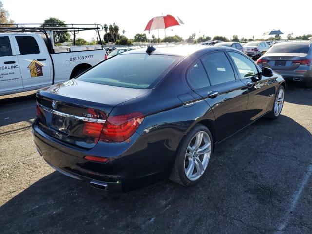 Photo 3 VIN: WBAYA8C51DD227778 - BMW 750 I 