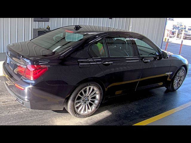 Photo 1 VIN: WBAYA8C52ED228326 - BMW 7 SERIES 