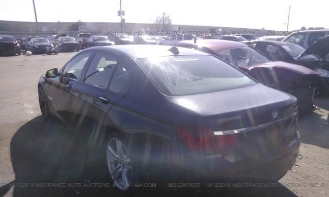 Photo 2 VIN: WBAYA8C54DD227600 - BMW 750I 