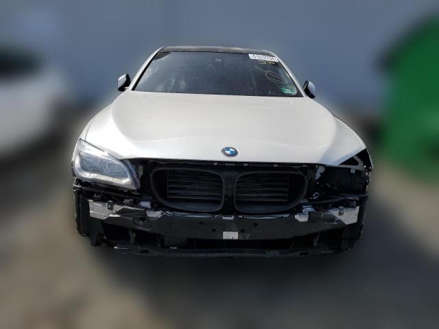 Photo 4 VIN: WBAYA8C54FD825415 - BMW 7 SERIES 