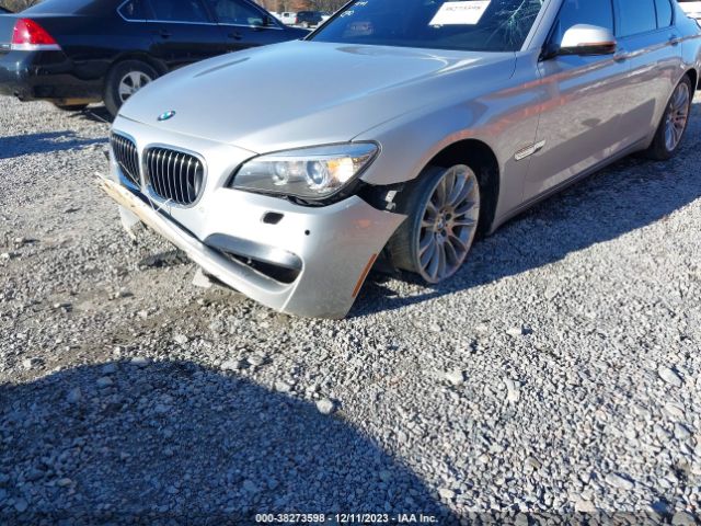 Photo 5 VIN: WBAYA8C55DD227654 - BMW 7 SERIES 