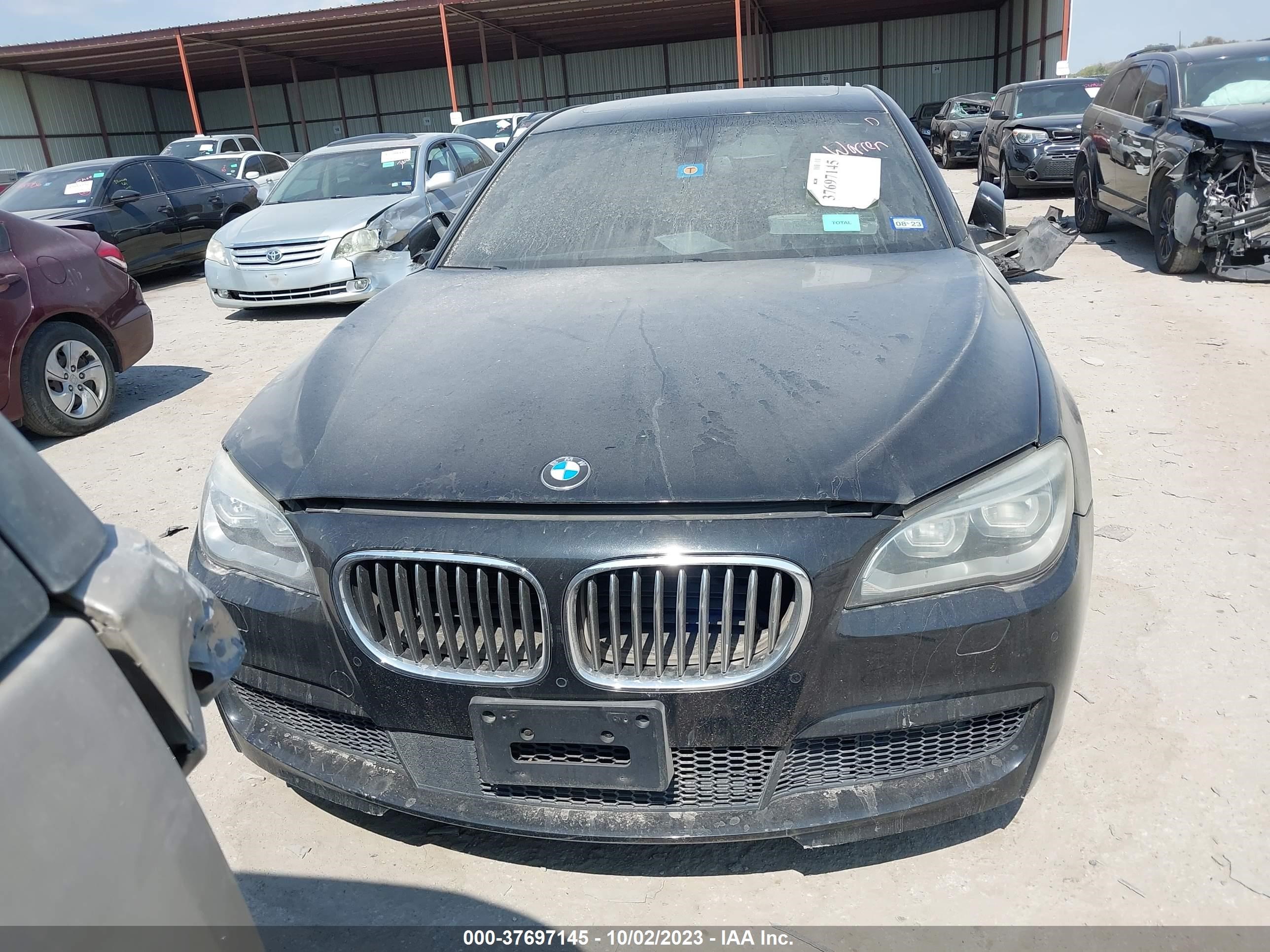 Photo 10 VIN: WBAYA8C57FD825859 - BMW 7ER 