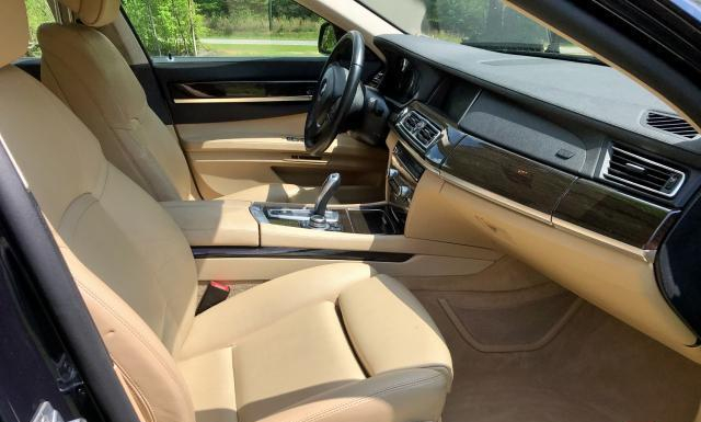 Photo 2 VIN: WBAYA8C58DD227616 - BMW 750I 