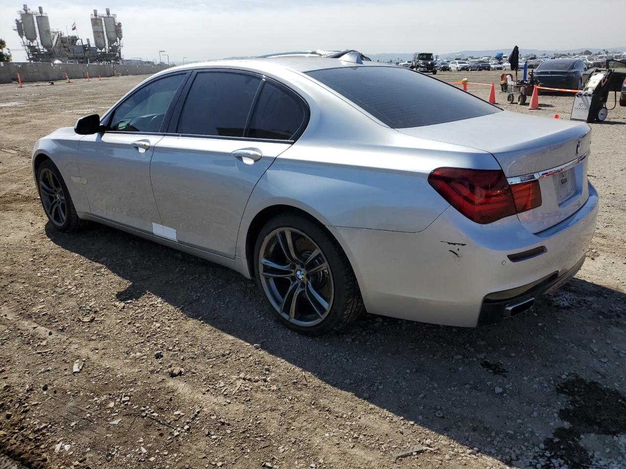 Photo 1 VIN: WBAYA8C59FD825488 - BMW 7ER 