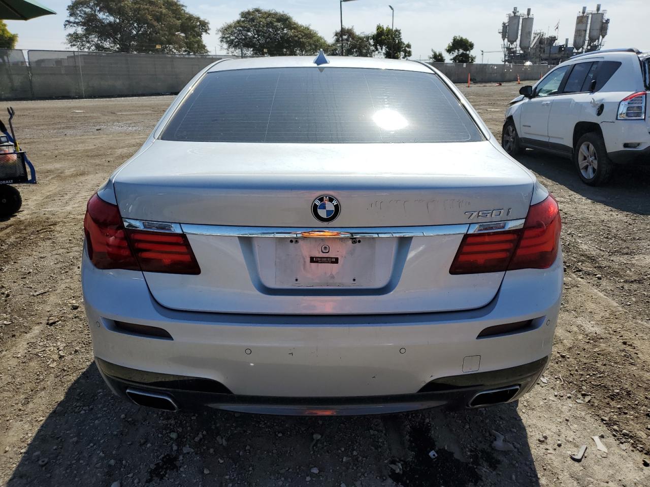 Photo 5 VIN: WBAYA8C59FD825488 - BMW 7ER 