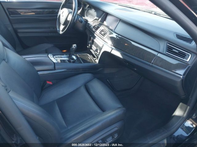 Photo 4 VIN: WBAYA8C59FG197706 - BMW 7 SERIES 