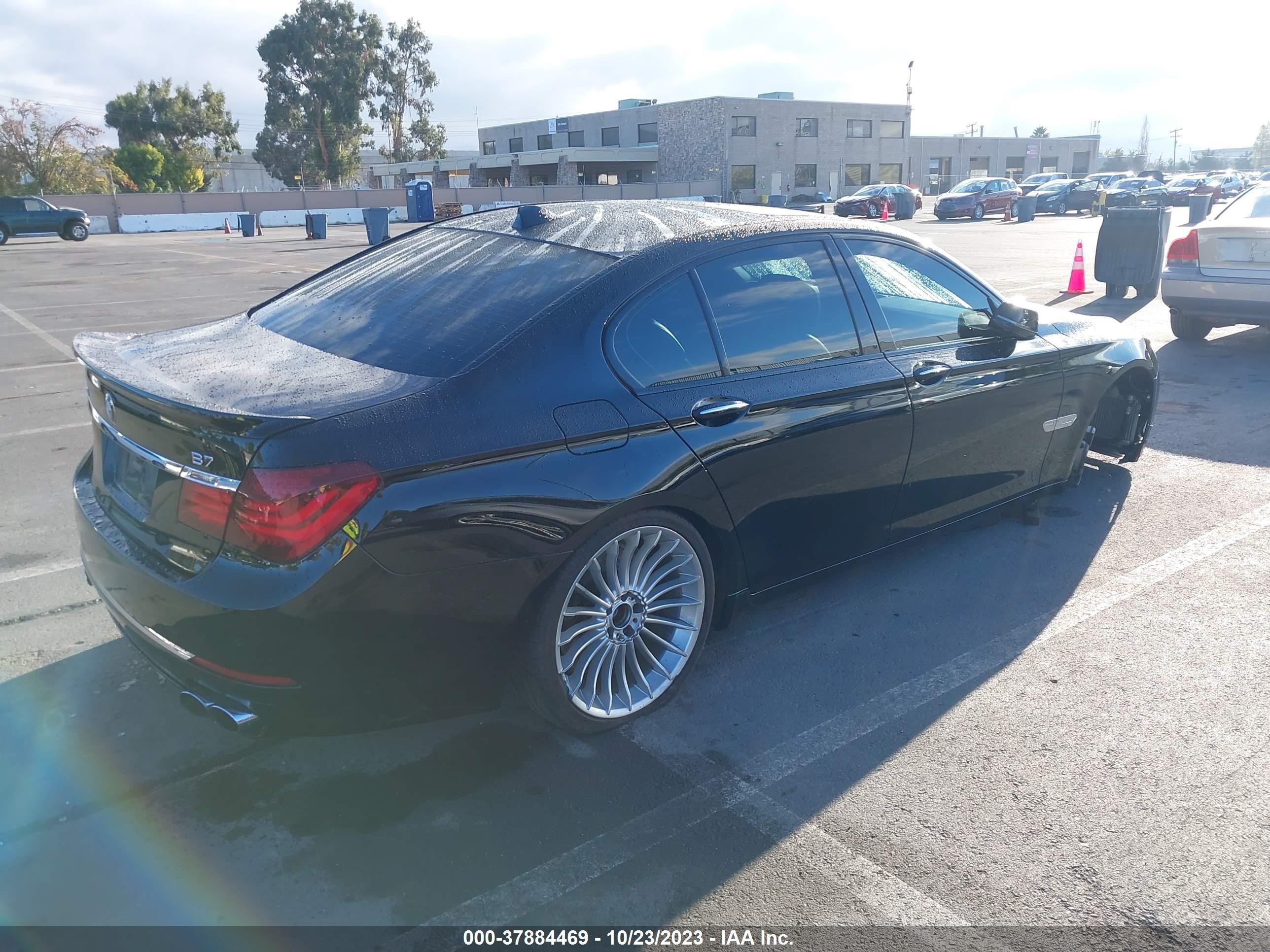 Photo 3 VIN: WBAYA8C5XDDS15371 - BMW 7ER 