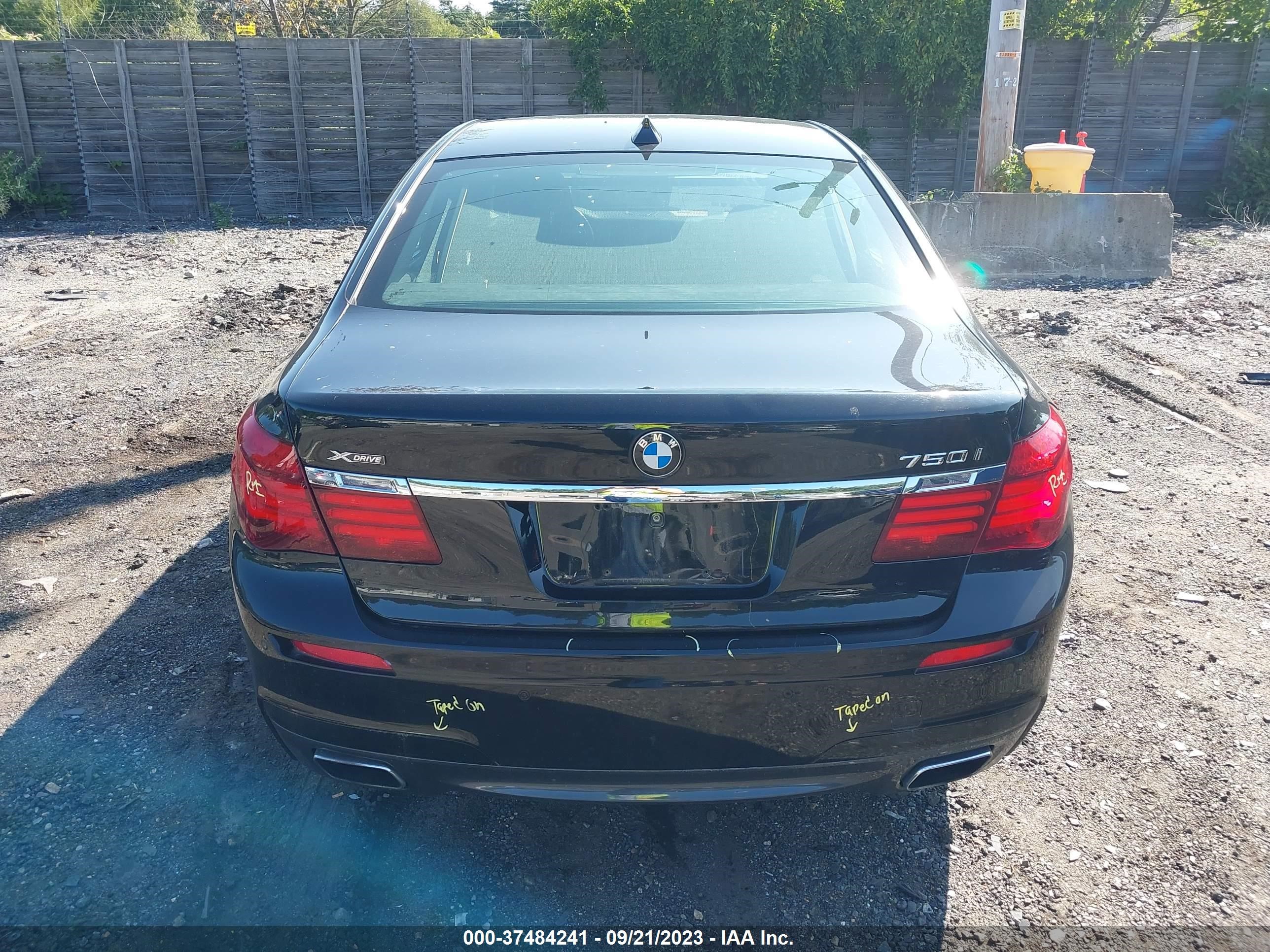 Photo 15 VIN: WBAYB6C50FD225234 - BMW 7ER 