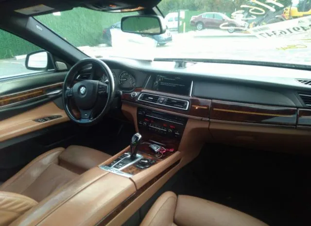 Photo 4 VIN: WBAYB6C51DD223988 - BMW 7 SERIES 