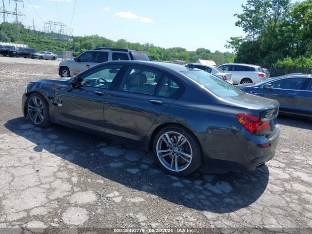 Photo 2 VIN: WBAYB6C51FD225324 - BMW 750I 