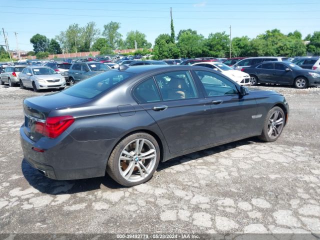 Photo 3 VIN: WBAYB6C51FD225324 - BMW 750I 