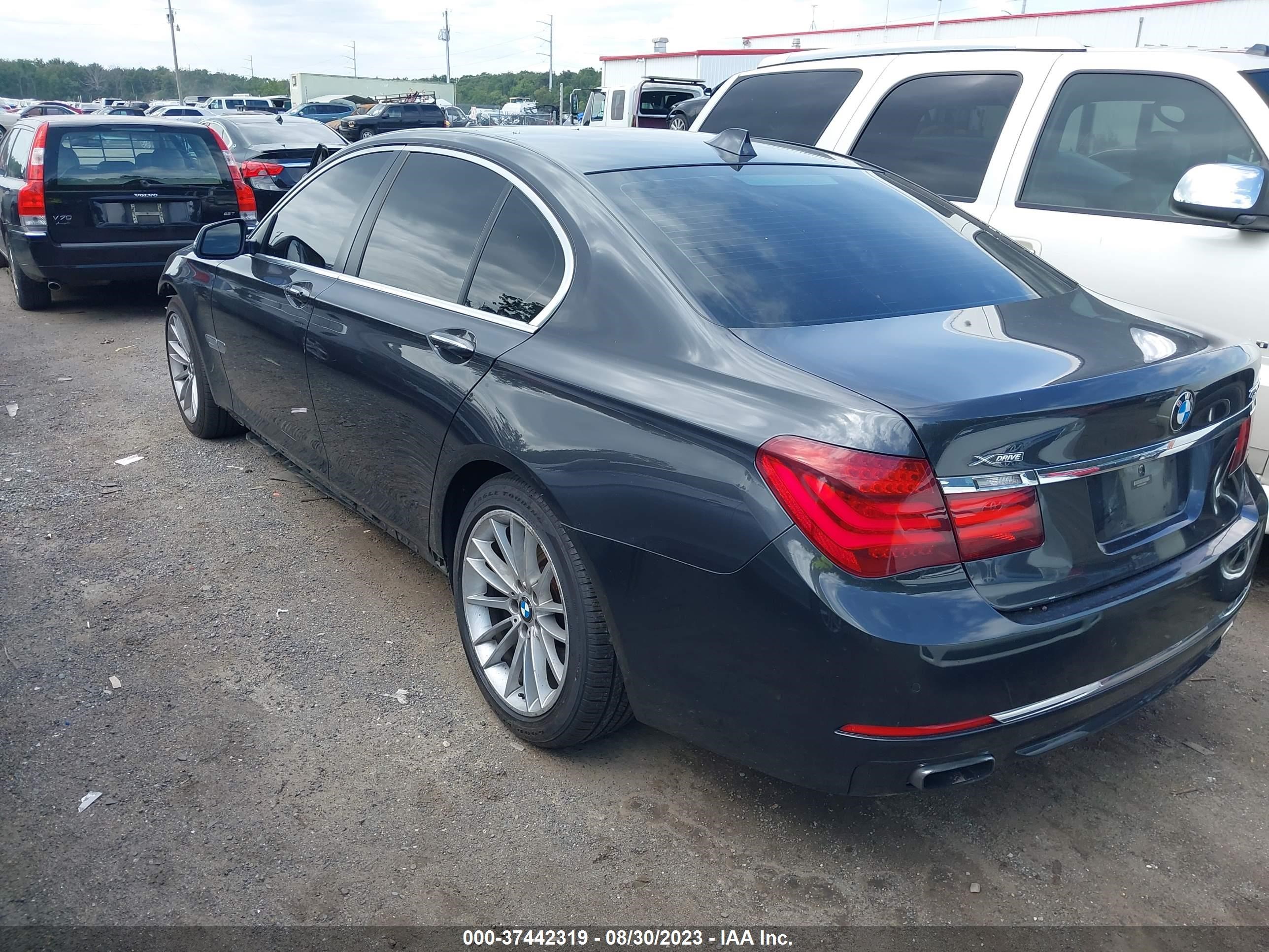 Photo 2 VIN: WBAYB6C54DC998291 - BMW 7ER 