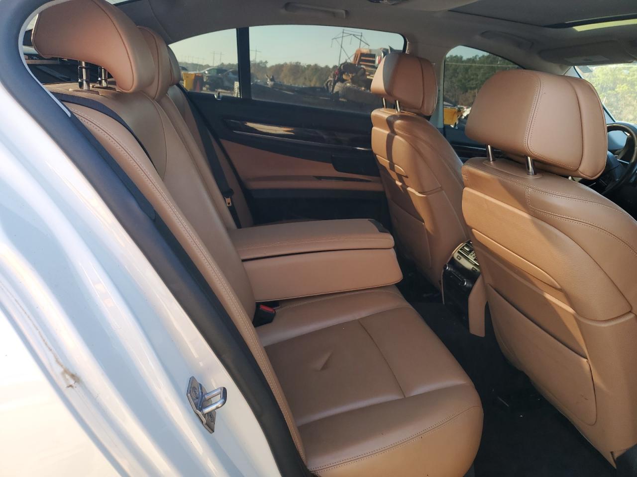 Photo 9 VIN: WBAYB6C55DD223654 - BMW 7ER 