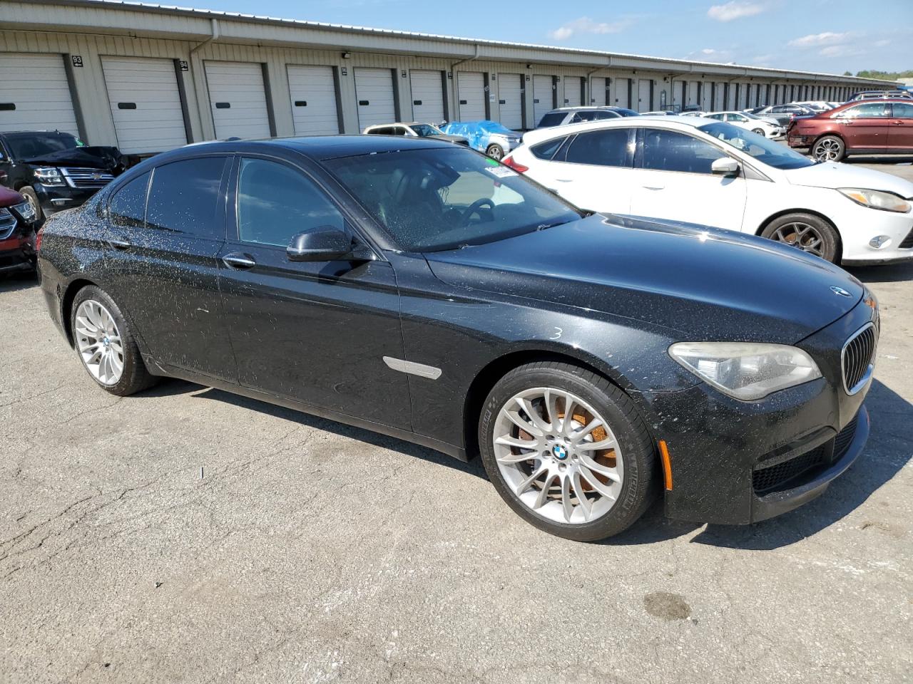 Photo 3 VIN: WBAYB6C55DD223914 - BMW 7ER 