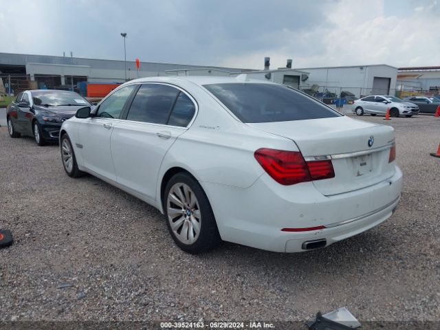 Photo 2 VIN: WBAYE0C54DDD85573 - BMW 740LI 