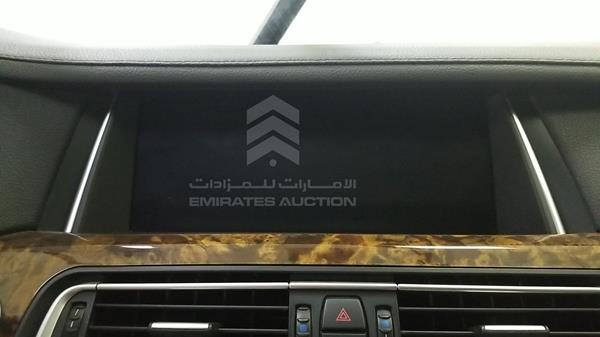 Photo 17 VIN: WBAYE2100ED306384 - BMW 730 