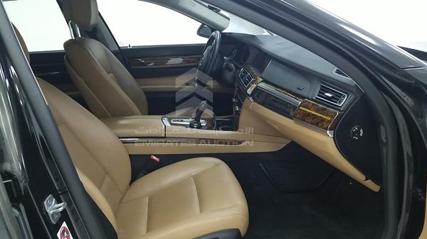 Photo 27 VIN: WBAYE2100ED306384 - BMW 730 