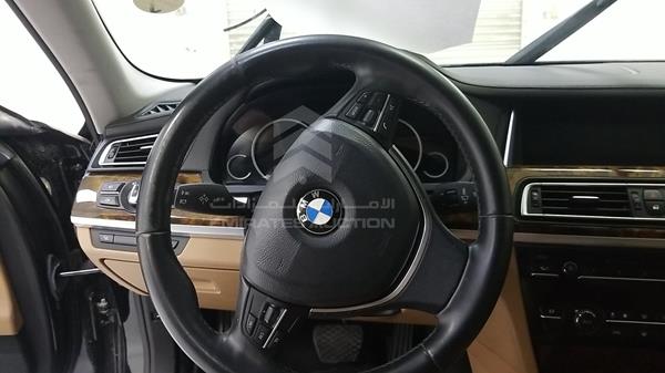 Photo 13 VIN: WBAYE2100ED306384 - BMW 730 