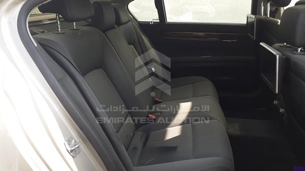 Photo 19 VIN: WBAYE2100ED307406 - BMW 730 LI 