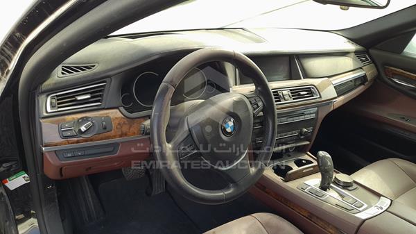 Photo 10 VIN: WBAYE2103ED315788 - BMW 730 