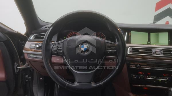 Photo 6 VIN: WBAYE2103ED315788 - BMW 730 