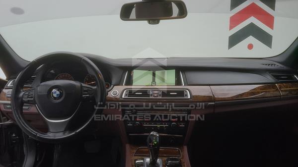 Photo 8 VIN: WBAYE2103ED315788 - BMW 730 