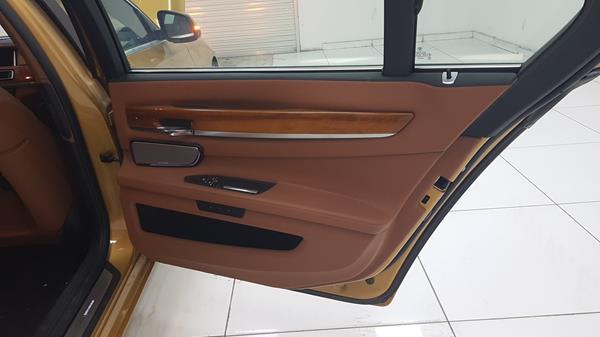 Photo 35 VIN: WBAYE4104DDZ53364 - BMW 740 LI 