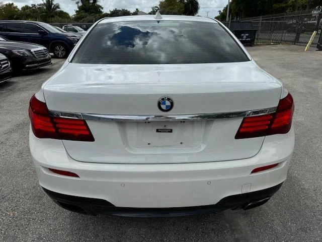 Photo 5 VIN: WBAYE4C50FD138946 - BMW 740 LI 