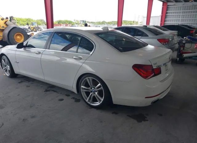 Photo 2 VIN: WBAYE4C53DD136900 - BMW 740LI 