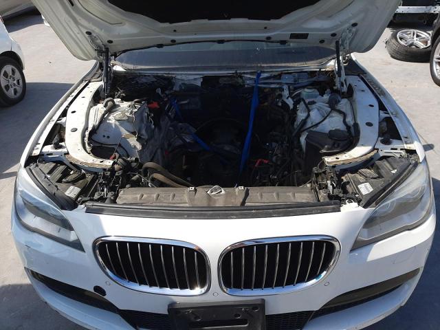 Photo 6 VIN: WBAYE4C56ED138299 - BMW 740 LI 