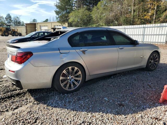 Photo 2 VIN: WBAYE4C57DD136950 - BMW 740 LI 