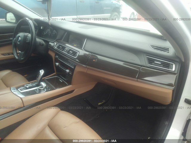 Photo 4 VIN: WBAYE4C58DD136889 - BMW 7 