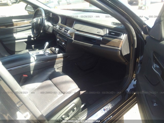 Photo 4 VIN: WBAYE4C5XFD947130 - BMW 740I 